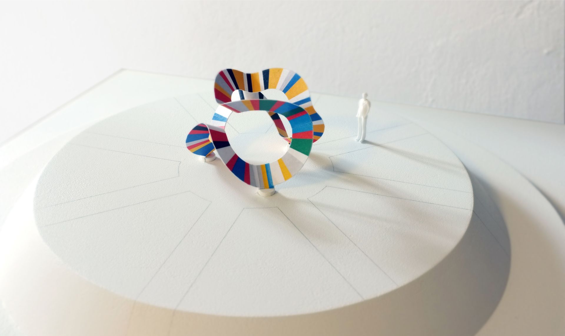 Skulptur_Staedteband Suchen entwurf-staedteband-skulptur-kreisverkehr-meißen-atelier-sc